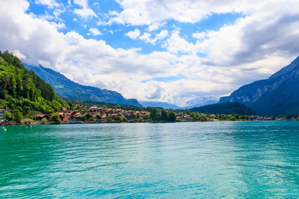 Uitzicht Het Brienzermeer Zwitserse Alpen Brienz Zwitserland Rechtenvrije Stockfoto's