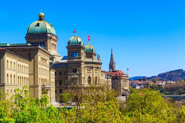 Вид Федеральний Палац Швейцарії Берні — стокове фото
