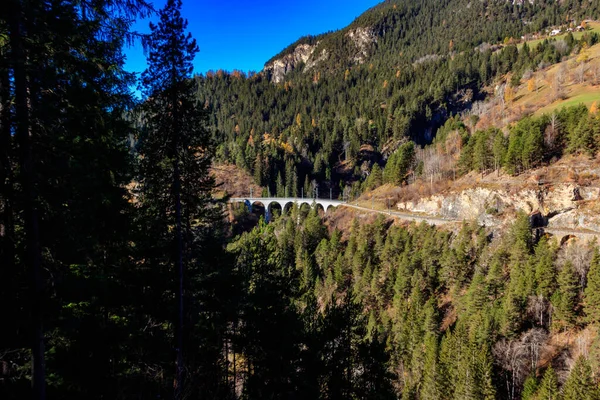 Landwasser Viaduct, Rhaetian demiryolu, İsviçre Graubunden manzarası