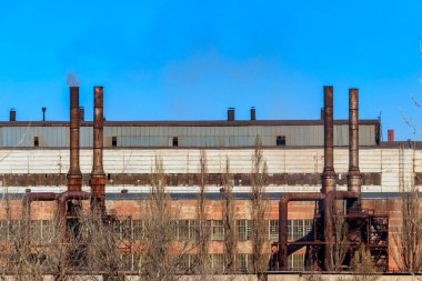 Eski fabrikanın sanayi manzarası