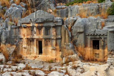 Antalya 'nın Demre kentindeki antik Myra kentine ait Lycian mezarları