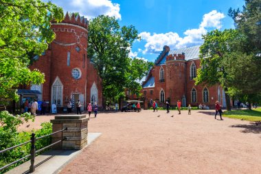 Puşkin, Rusya - 28 Haziran 2019: Puşkin, Rusya 'daki Tsarskoye Selo' daki Catherine Park 'taki Deniz Kuvvetleri
