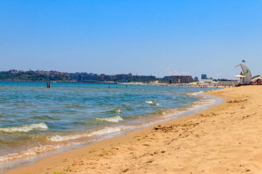 Sunny Beach, Bulgaristan - 29 Haziran 2021: Sunny Beach tatil beldesi, Bulgaristan