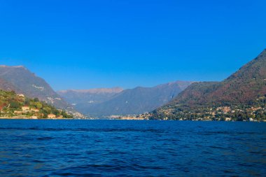 Como Gölü 'nün nefes kesici manzarası, Lombardy, İtalya