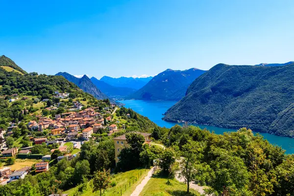 Vedere Scenică Lacului Lugano Muntele Monte Bre Din Cantonul Ticino Fotografie de stoc