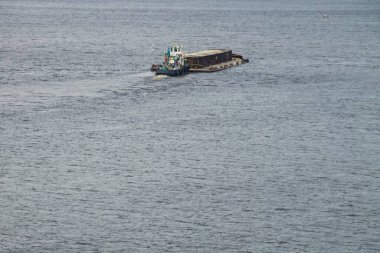 MAVNA Ukrayna Dnieper Nehri üzerinde yüzen