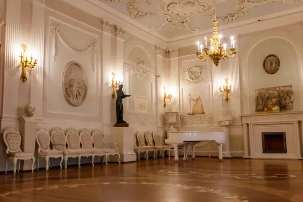 stock image Gatchina, Russia - June 27, 2019: Interior of White hall in Big Gatchina Palace, Russia