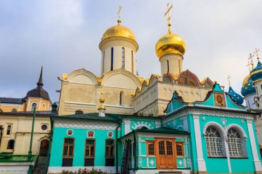 Rusya 'nın Sergiev Posad kentindeki Trinity Lavra Katedrali