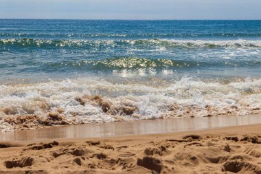 Bulgaristan 'daki fırtınalı Karadeniz manzarası