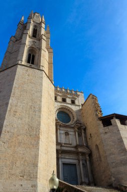 St. Felix Koleji Kilisesi veya Girona, İspanya 'daki Sant Feliu Bazilikası