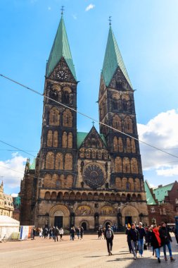 Bremen, Almanya - 2 Nisan 2022: Bremen Saint Peter Katedrali Almanya