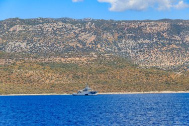 Türk donanma gemisi Akdeniz 'de yelken açıyor. Türkiye 'nin su sınırlarının korunması