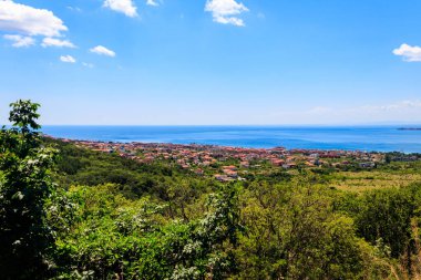 Bulgaristan 'da Sveti Vlas tatil beldesi ve Karadeniz' in hava manzarası