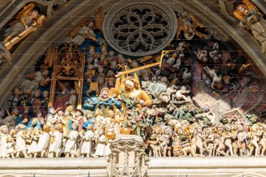 Bern Katedrali 'nin (Bern Minster) ana portalının detayları, İsviçre