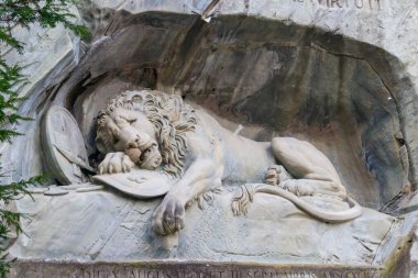 Aslan Anıtı ya da Lucerne Aslanı, İsviçre 'nin Lucerne şehrinde bulunan bir kaya tasarımı.