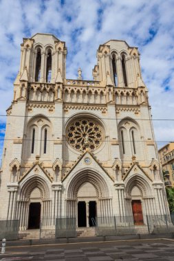 Notre-Dame de Nice Bazilikası Fransa 'nın Nice şehrinde Jean Medecin Bulvarı' nda.