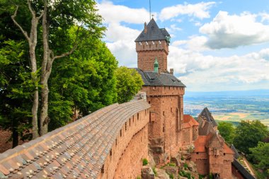 Alsace, Fransa 'da Haut-Koenigsbourg Şatosu