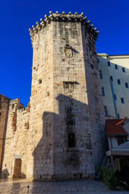 Hırvatistan 'ın Split kentindeki Meyve Meyvesi' nde Venedik kulesi
