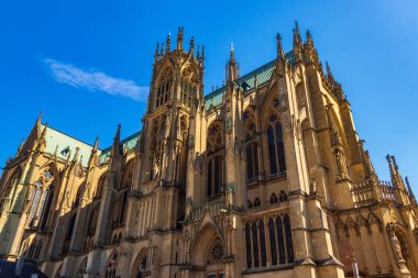 Metz, Fransa'nın Saint Stephen Katedrali