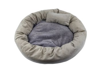 Beyaz arka planda izole edilmiş rahat evcil hayvan yatağı