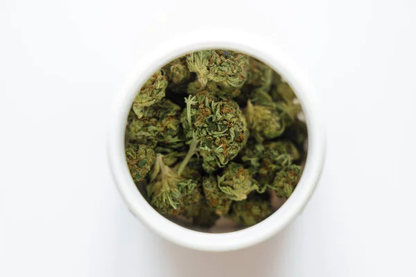 Cannabis Flos Marihuana Medicinal Contenedor Blanco — Foto de Stock