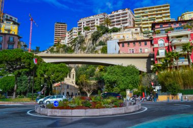 Monako Prensliği, Monako, 13.2.2024: Modern mimari ve tarihi binaların inanılmaz bir karışımıyla Monako 'daki şehir manzarası