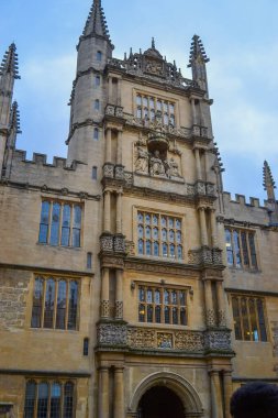 Birleşik Krallık, Oxford, 19.03.2023: Burası OxfordÜniversitesi 'nin Bodleian Kütüphanesi olarak adlandırılan ana araştırma kütüphanesi