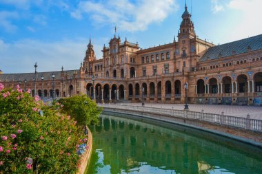 İspanya, Seville, 22.05.2023: The Plaza de Espaa (Türkçe: 