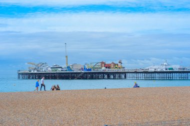 İngiltere, Brighton, 18.07.2023: Güneydoğu 'daki eğlence merkezi - Brighton İskelesi