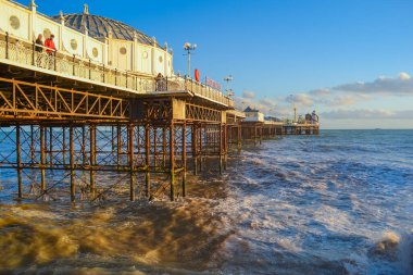 İngiltere, Brighton, 18.07.2023: Güneydoğu 'daki eğlence merkezi - Brighton İskelesi