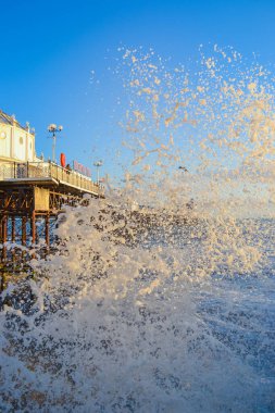 İngiltere, Brighton, 18.07.2023: Güneydoğu 'daki eğlence merkezi - Brighton İskelesi