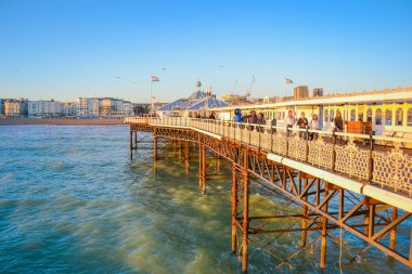 İngiltere, Brighton, 18.07.2023: Güneydoğu 'daki eğlence merkezi - Brighton İskelesi