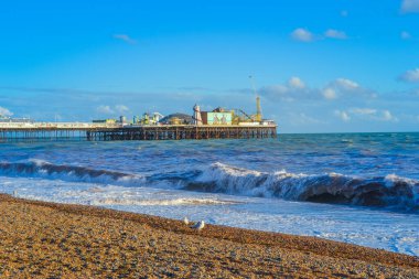 İngiltere, Brighton, 18.07.2023: Güneydoğu 'daki eğlence merkezi - Brighton İskelesi