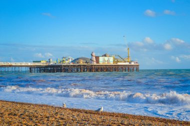İngiltere, Brighton, 18.07.2023: Güneydoğu 'daki eğlence merkezi - Brighton İskelesi