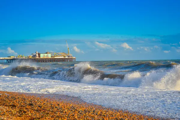 İngiltere, Brighton, 18.07.2023: Güneydoğu 'daki eğlence merkezi - Brighton İskelesi