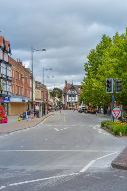 İngiltere, Salisbury: Ortaçağ mimarisi ve modern alışveriş caddeleriyle şehir merkezi