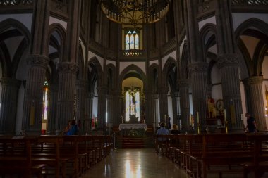 İspanya, Las Palmas: San Juan Bautista Kilisesi veya Arucas Kilisesi, Kanarya Adaları 'nın Gran Kanarya Adaları' ndaki eski Arucas kasabasında bulunan bir katolik tapınağıdır.