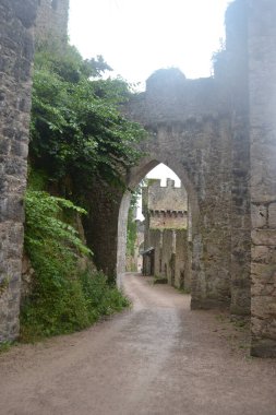 İngiltere, Gwrych Castle Conwy County Borough, Galler 'deki Abergele yakınlarındaki birinci sınıf bir kır evi.. 