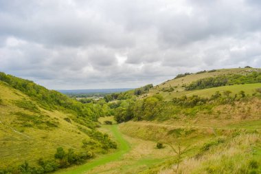 South Downs 'daki efsanevi güzellik merkezi West Sussex' teki Ulusal Güven 'in İblis Lezbiyeni