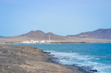 Fuerteventura 'nın en güney noktasındaki okyanus manzarası