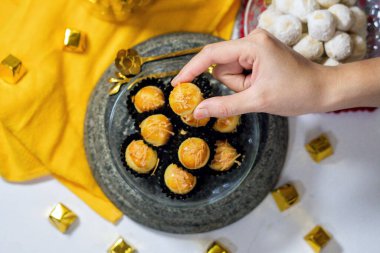Nastar kurabiyeleri, Geleneksel Endonezya Kurban Bayramı ya da Kurban Bayramı kurabiyeleri.
