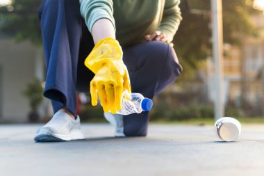 Çevre dostu atık toplama ve temizlik konsepti. Temizlik Mahallesi ve Çevre
