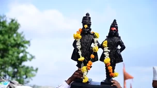 Estatua Lord Vithal Lord Vithoba Rakhumai Rakhamai Literalmente Significa Madre — Vídeo de stock