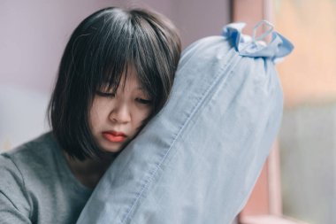 Ergenlikte depresyon aşkta hayal kırıklığı.