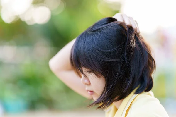 Women Have Itchy Head Due Dandruff Scalp Dermatitis Health Care — Stock Photo, Image