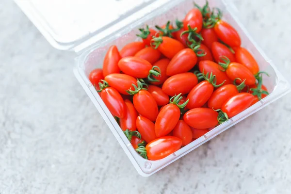 Solarino Tomatoes help nourish eyesight. Increase immunity with lycopene, prevent prostate cancer, breast cancer, help brighten skin.
