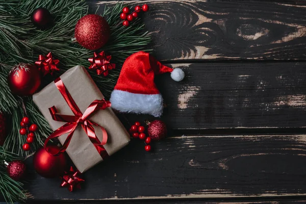 Guarda Foto Christmass Flatlay Gift Boxe Giocattoli Albero Natale Rosso — Foto Stock