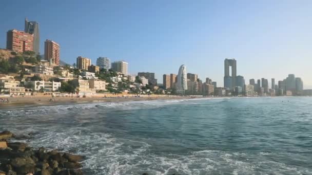 Zpomalený Pohled Pláž Poniente Benidorm Město Španělsko Pohled Pláž Moře — Stock video