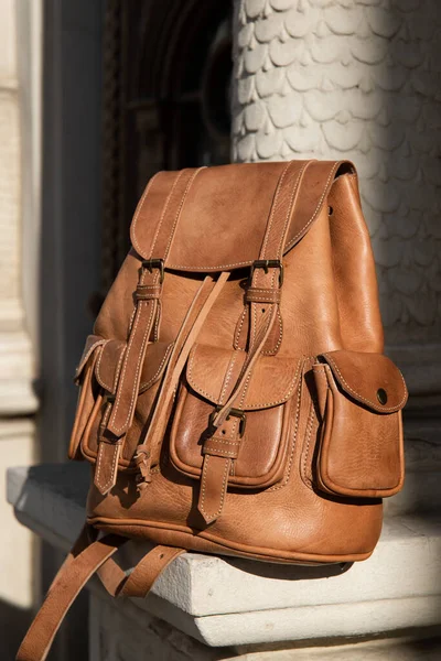 Photo Light Brown Retro Look Leather Backpack Column — Stock Photo, Image