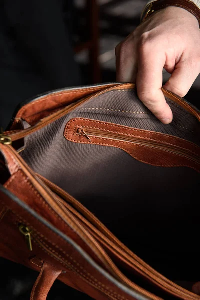 Top View Open Empty Brown Leather Bag Mans Hands — Stock Photo, Image